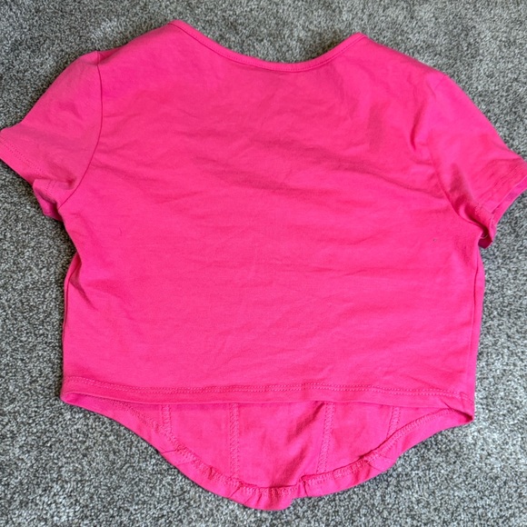 Shein pink crop top - Picture 2 of 3
